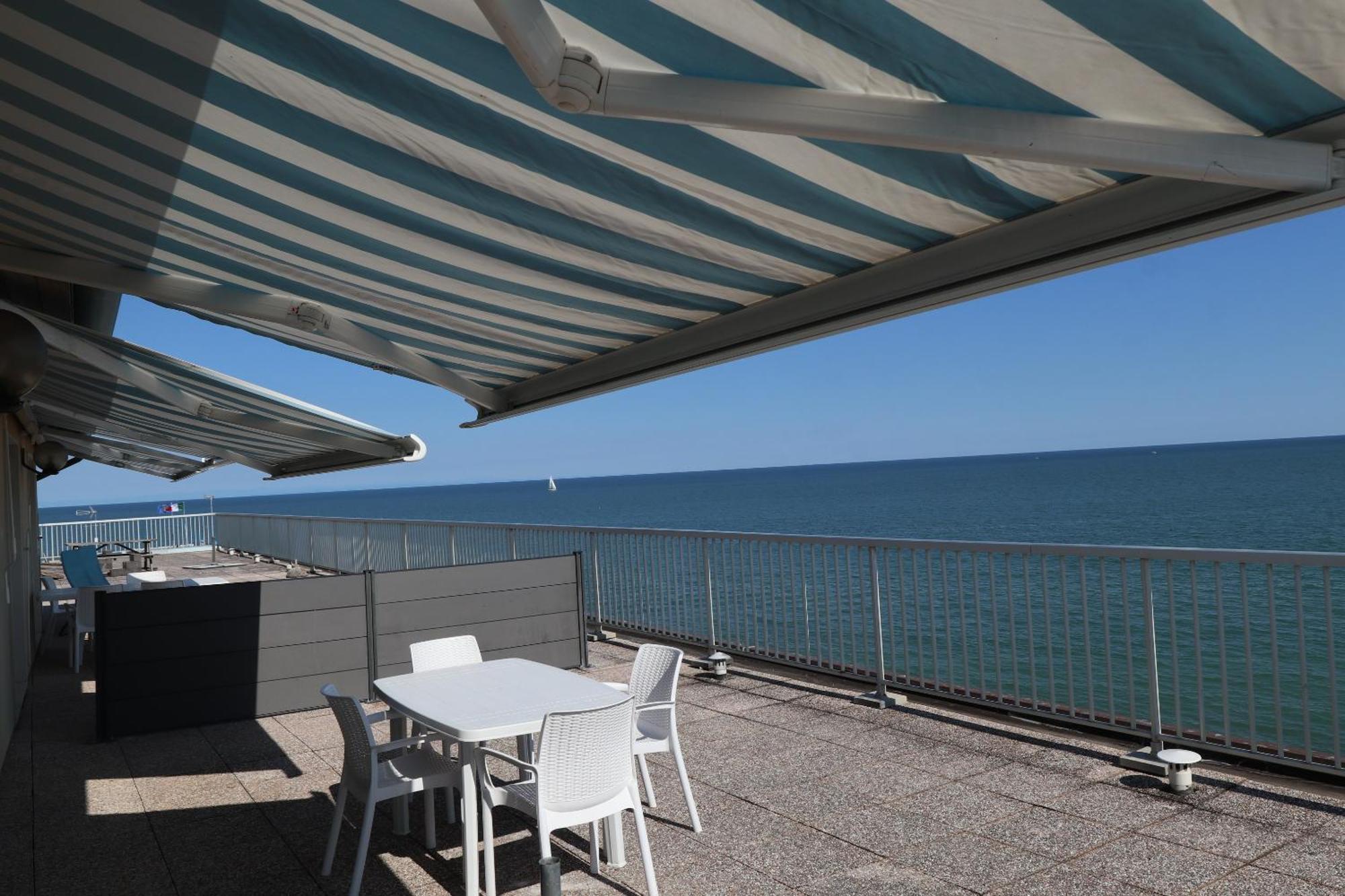 Penthouse Attico Mara Apartment Caorle Bagian luar foto